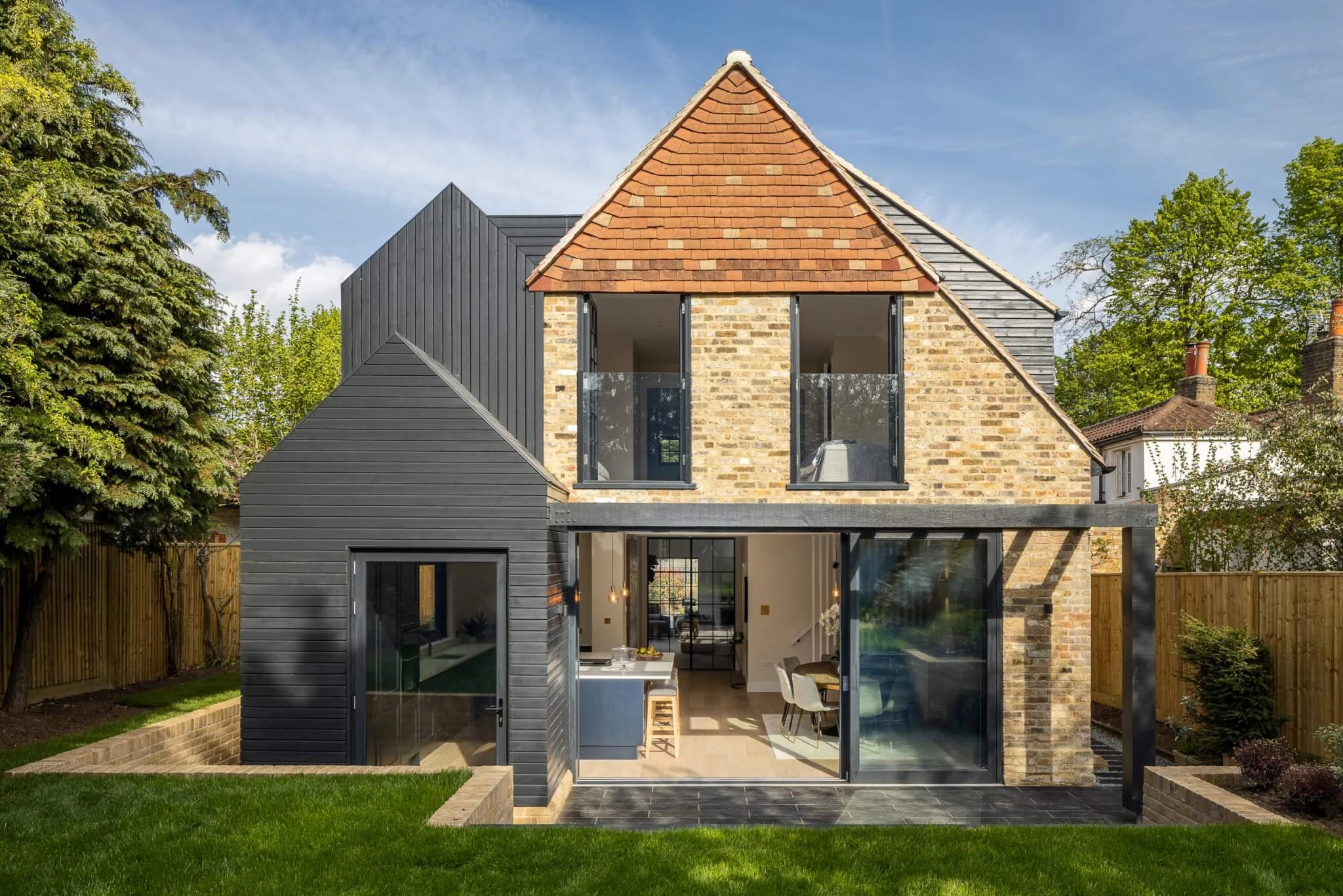 Thermopine® Cladding Factory Coated RAL7021 by Wimhurst Pelleriti