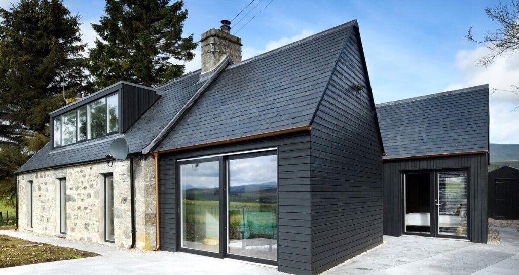 Thermopine® Cladding (73x20mm) coated black | Loader Monteith Architects
