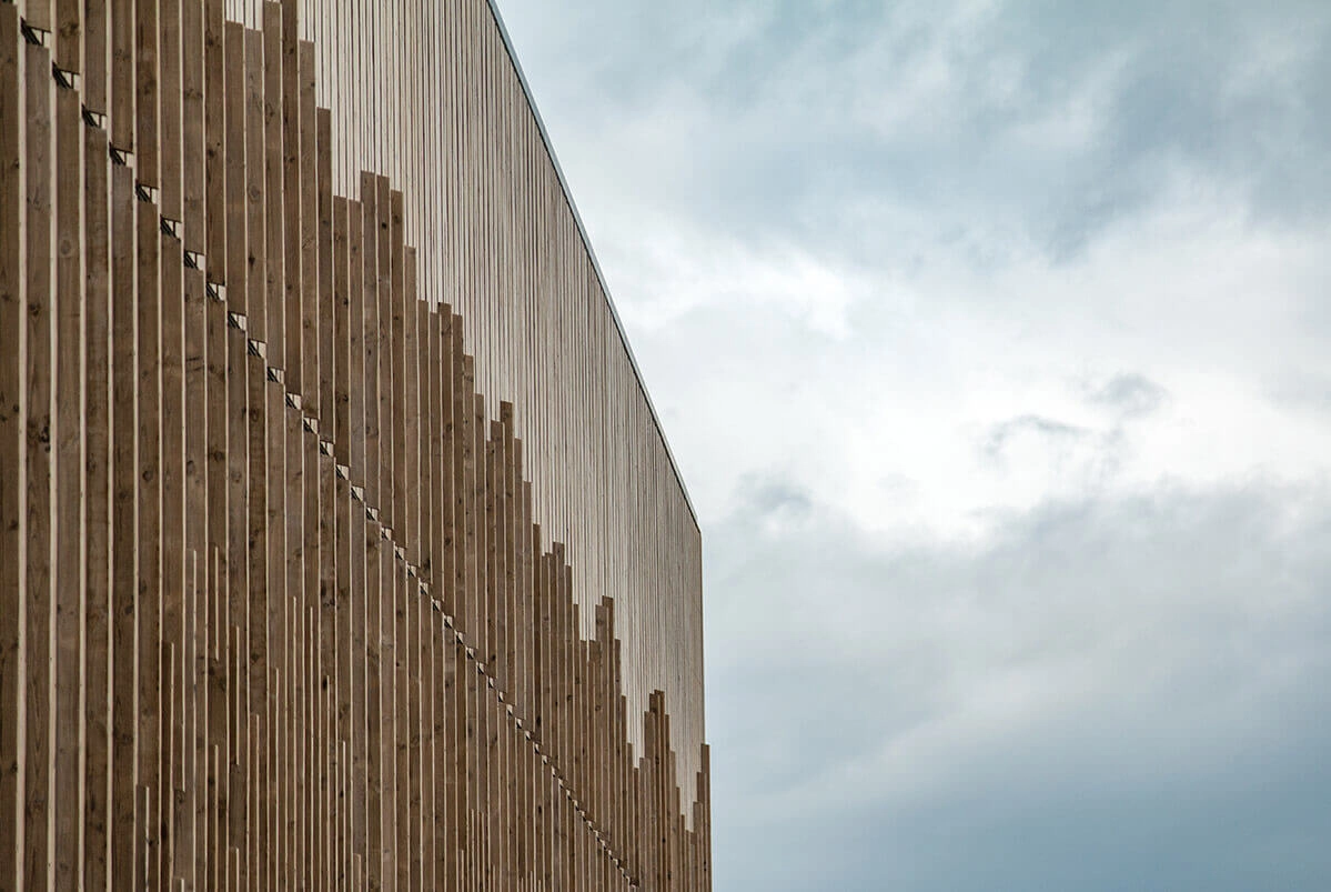 Thermopine® Cladding Factory Coated with SiOO:X | Watch Tower Bible and Tract Society
