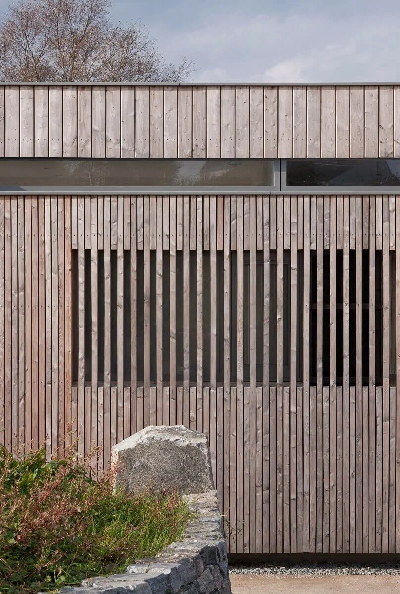Russwood Scotlarch® Boards in 54 x 40mm widths provide an effective solution to screen over windows | Dualchas Architects
