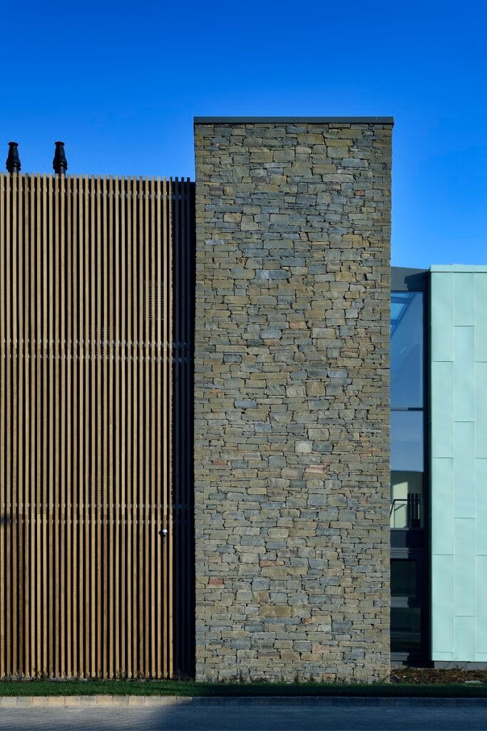Accoya® RW119 secret fix (192mm wide), factory coated in Teknos® paint