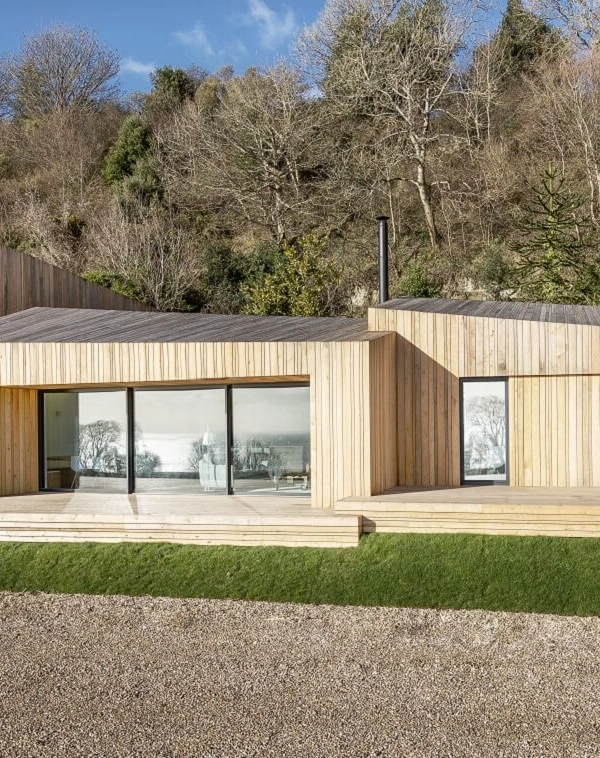 SILA Select® Cladding used in varying widths for cladding and wooden roofing | The Crow's Nest, Lyme Regis | AR Design Studio