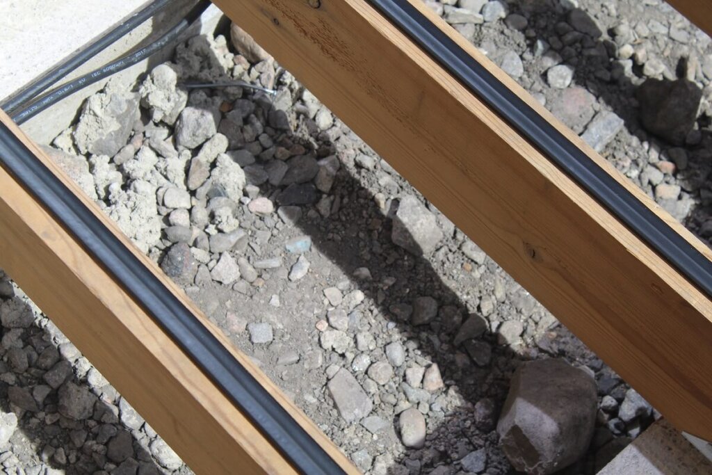 KompeFix® fixed to joists