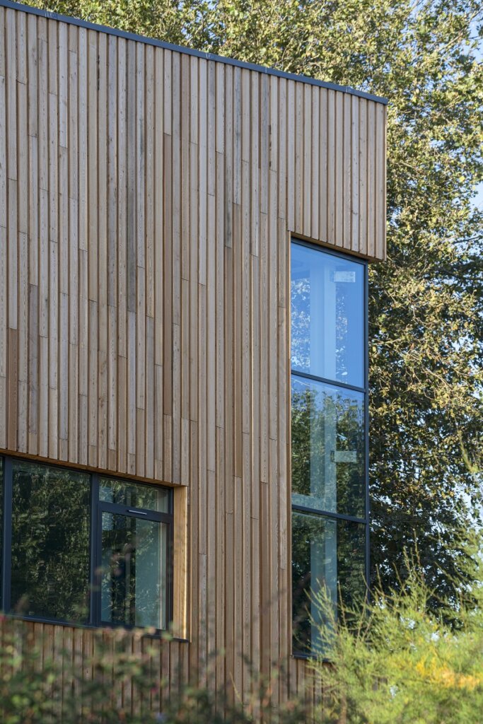 SILA Select® Cladding with skimmed face and fixed using L-GoFix® screws