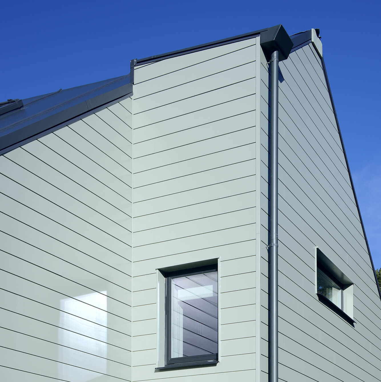 Accoya® RW119 secret fix (192mm wide), factory coated in Teknos® paint