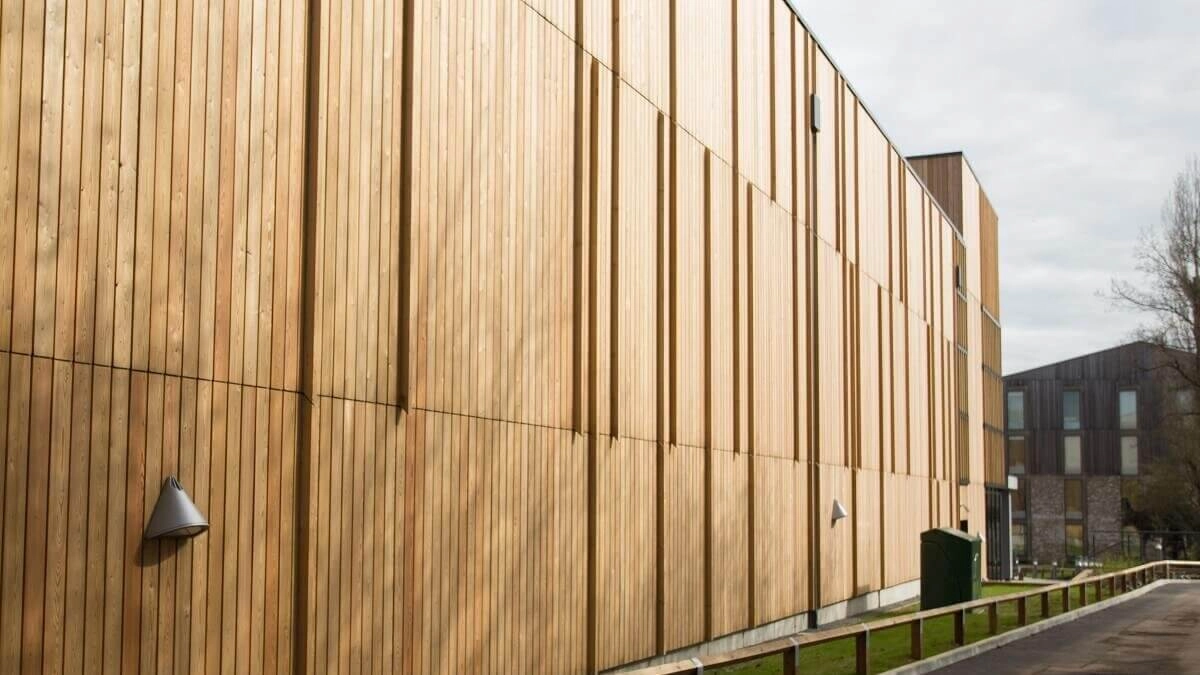 SILA Select® Cladding in RW006 profile | Royal Veterinary College | NORR Consultants Ltd