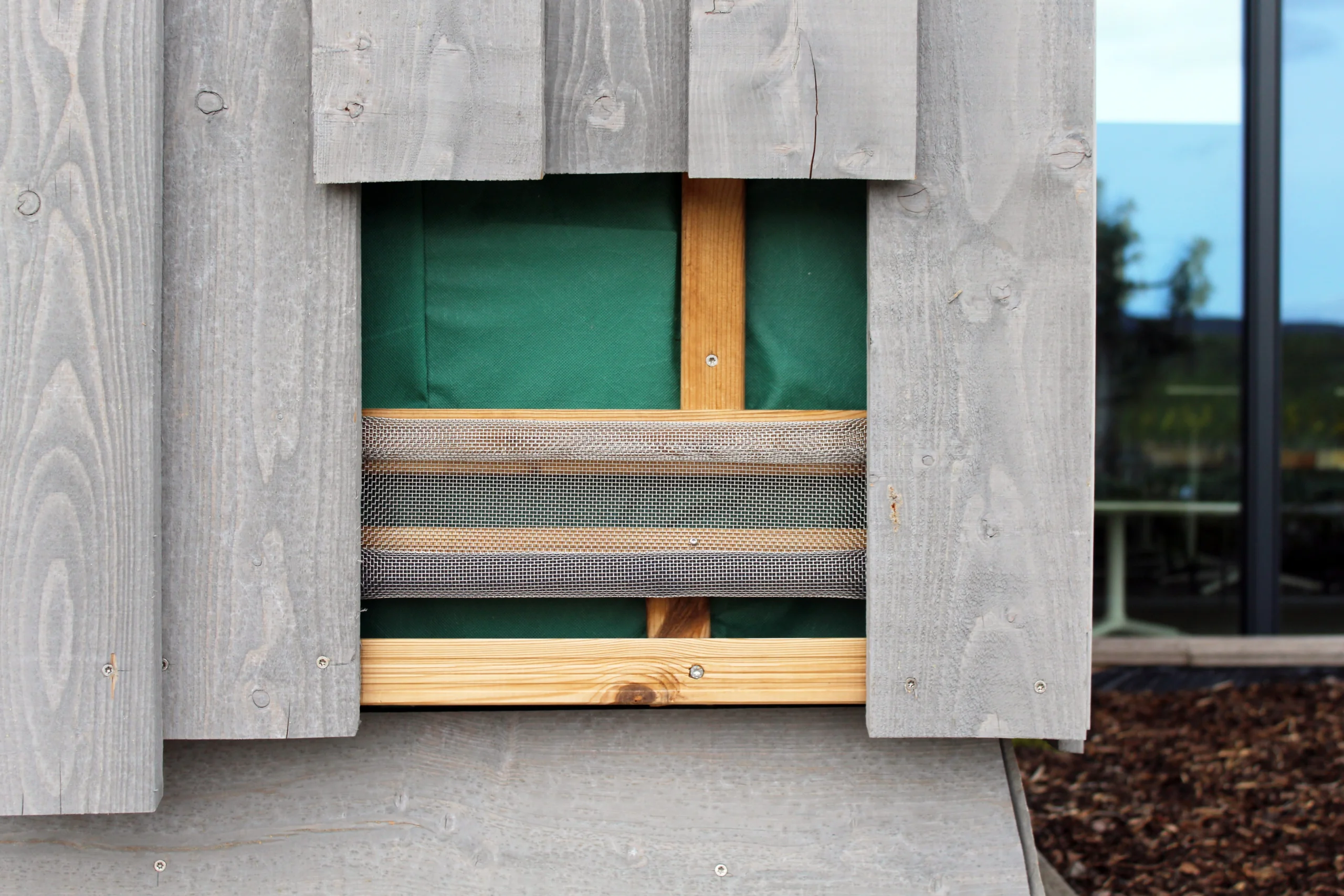 Stopping the spread of fire in ventilated cavities: a guide to fire cavity barriers 