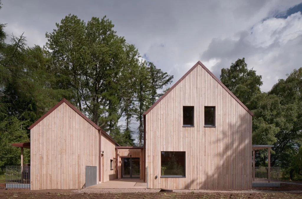 The Seed by Kirsty Maguire Architects, fully clad in open rainscreen Scotlarch
