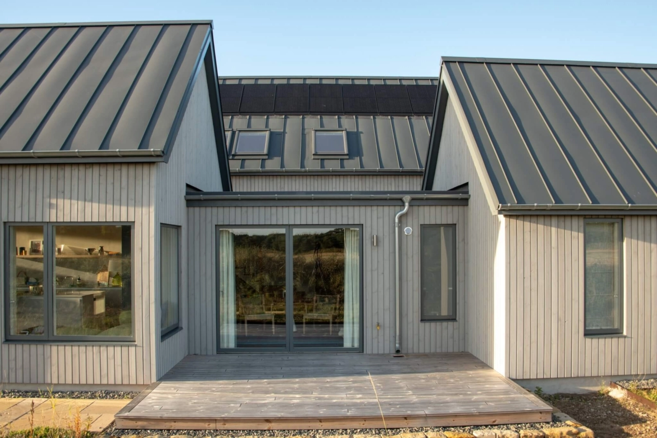 Thermopine coated in SiOO:X Mid Grey on the Dornoch project by mi architects