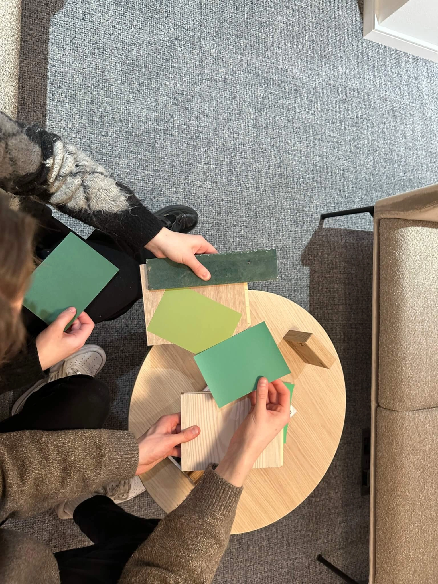 Material and product consultations in a creative environment.